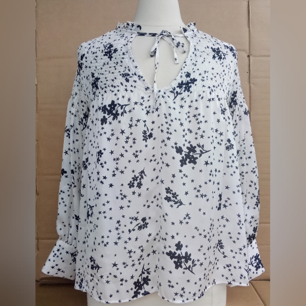 Zara Ruched Blouse White & Black Floral Stars Pattern Front Tie Balloon Sleeve